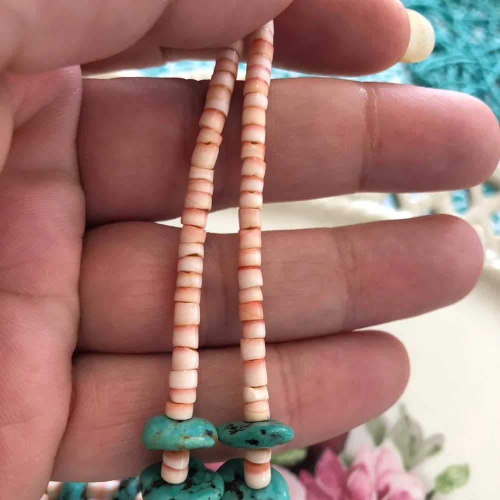 Vintage Heishi Turquoise and‎ Spiny Oyster Necklace